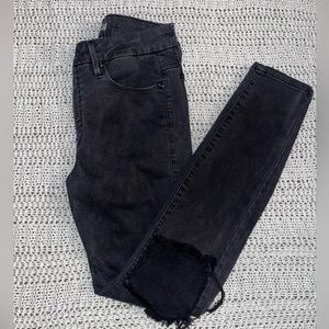 GOOD AMERICAN BLACK JEANS